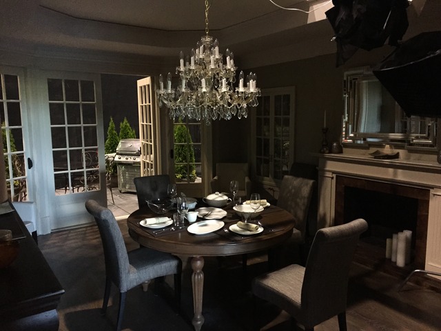 4.1_Int.Sara's House Diningroom Night