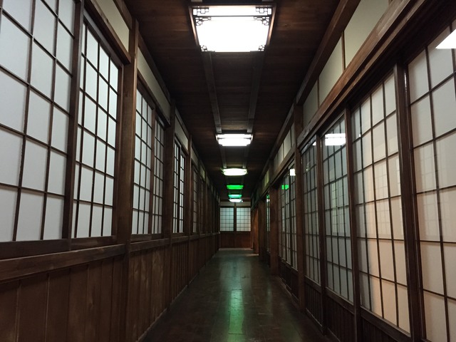 50.2_Int.Narusawa Corridor_Setbuild