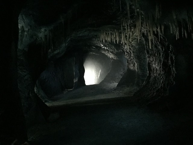 75.0_Int.IceCave_Set Build